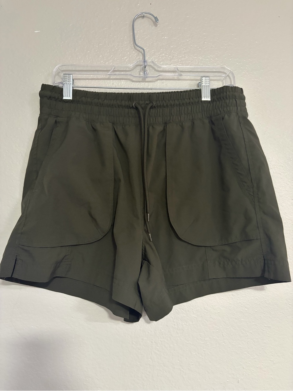 Old Navy Olive Drawstring Athletic Shorts with Front Pockets